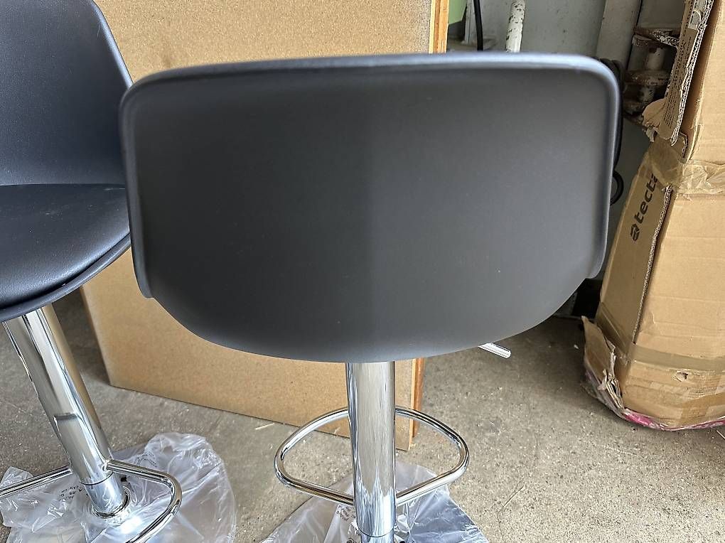 Hocker: 2 Stk. neue Barhocker in schwarz – Neu (gemäss Beschreibung) aus Necker von liq24 5