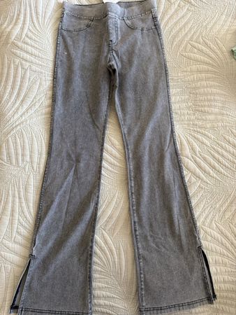Pantalons H&M flare gris taille 152 neuf
