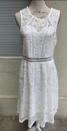 Superbe robe dos-nu HAILY'S 70%coton dentelle fine t.L