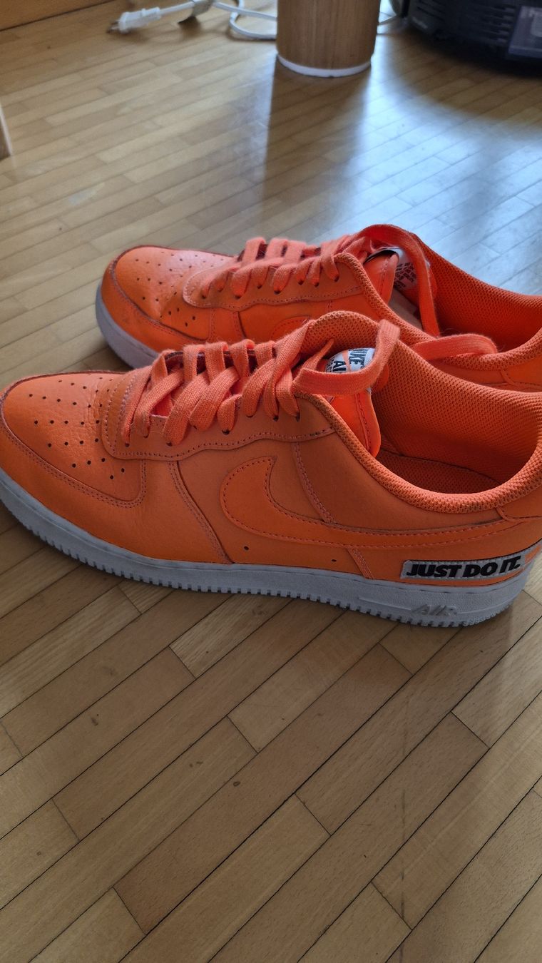 Nike Scarpe da uomo: Nike Air Force 1 – Usato da Rothenburg venduto da Chrommy18 1