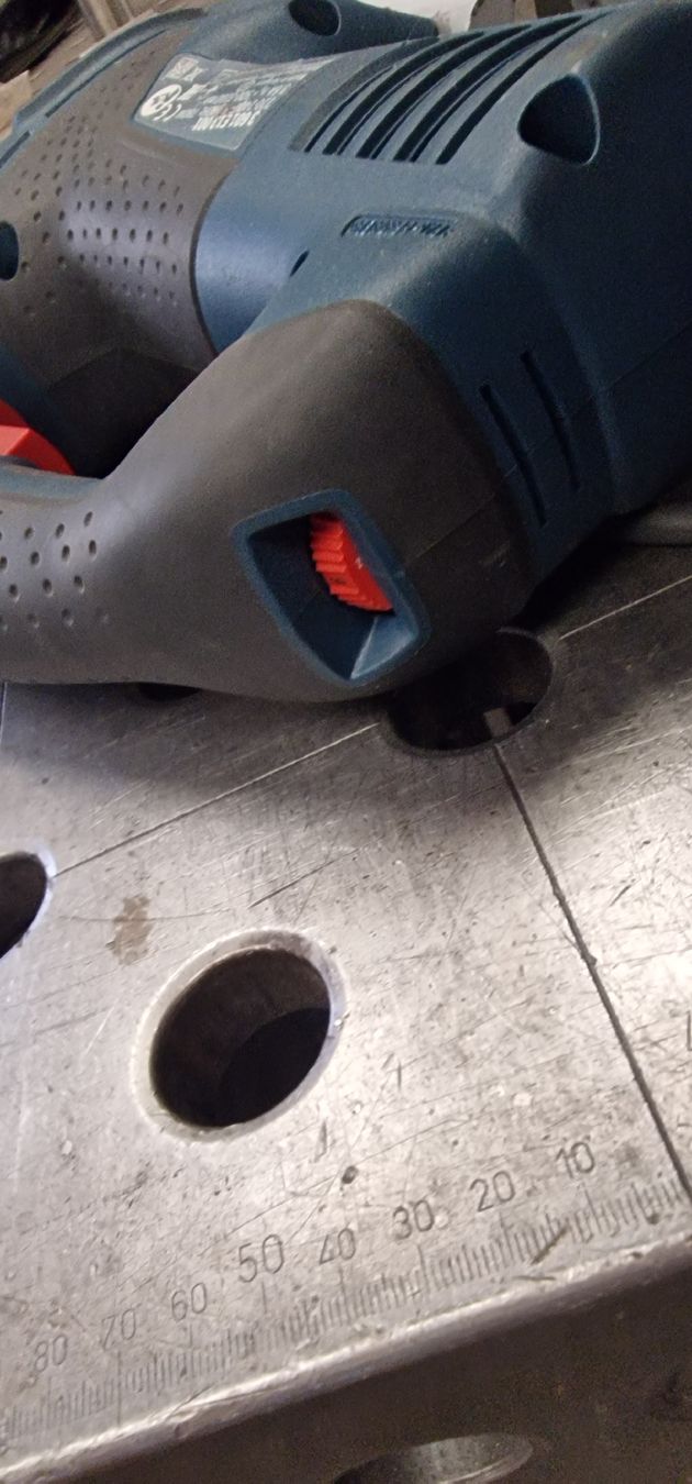 Makita Alle Maschinen: Bosch Stichsäge – Gebraucht aus Emmenbrücke von inf_l8yf 4