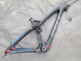 FELT DECREE voll Carbon Rahmen 2270g Gr M für 27,5" 140mm
