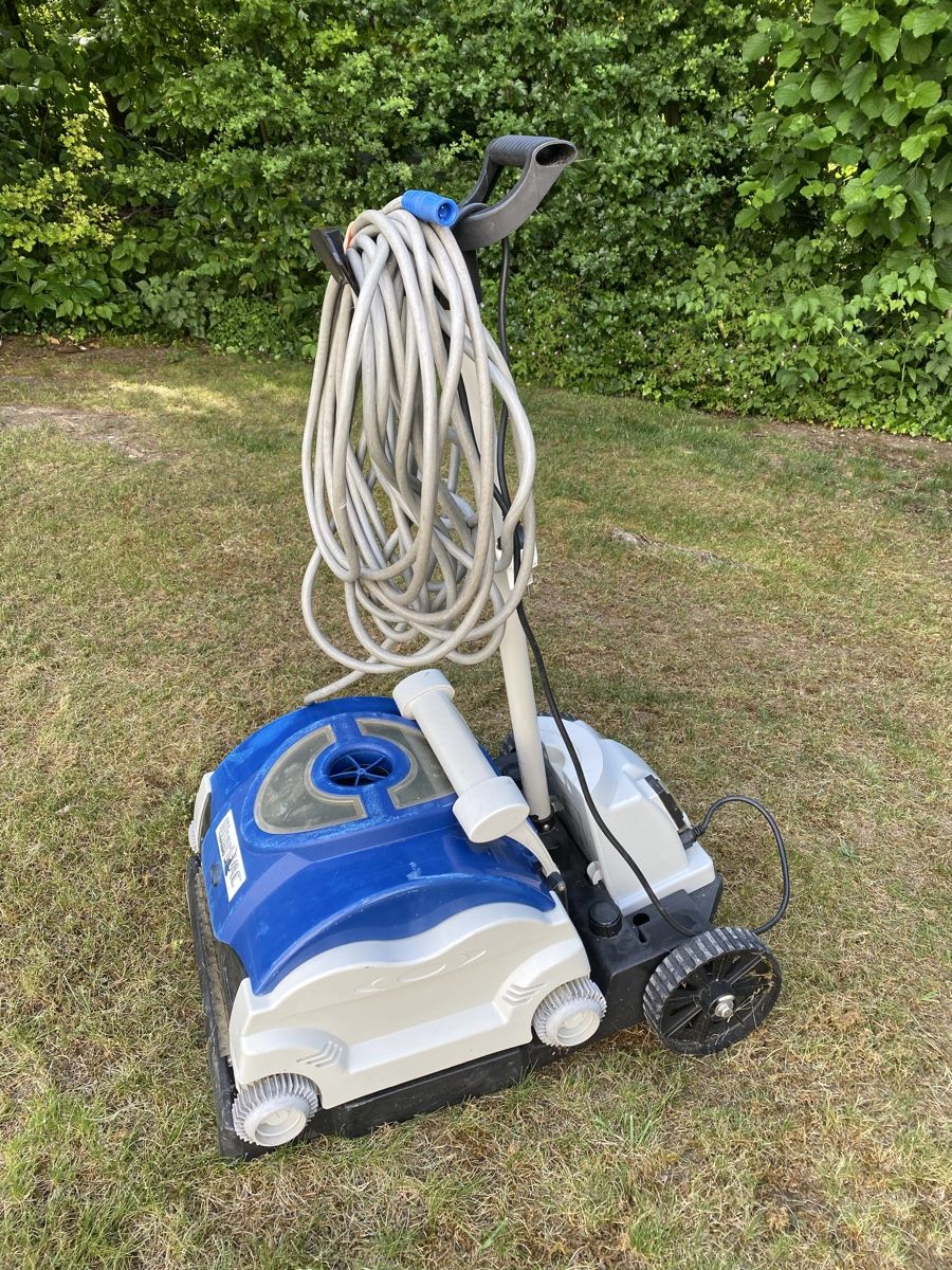 Accessori per Piscine: Hayward Poolroboter – Usato da Reinach BL venduto da zwirbel-99