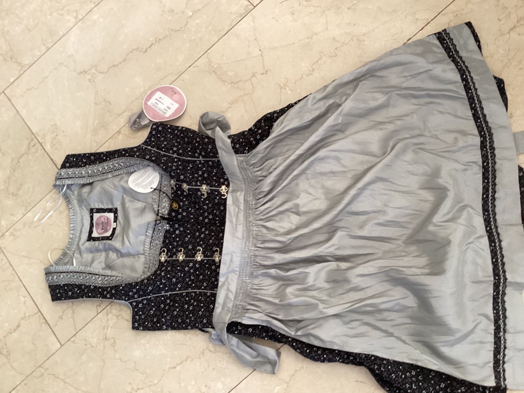 Vestiti: Marjo Damen Dirndl – Nuovo (secondo la descrizione) da Flüelen venduto da ne08