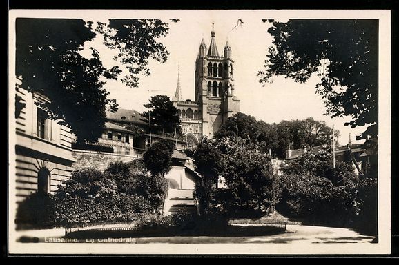 Cartoline postali: AK Lausanne, La Cathédrale, 1932 – Usato da Berlin venduto da bartko-reher