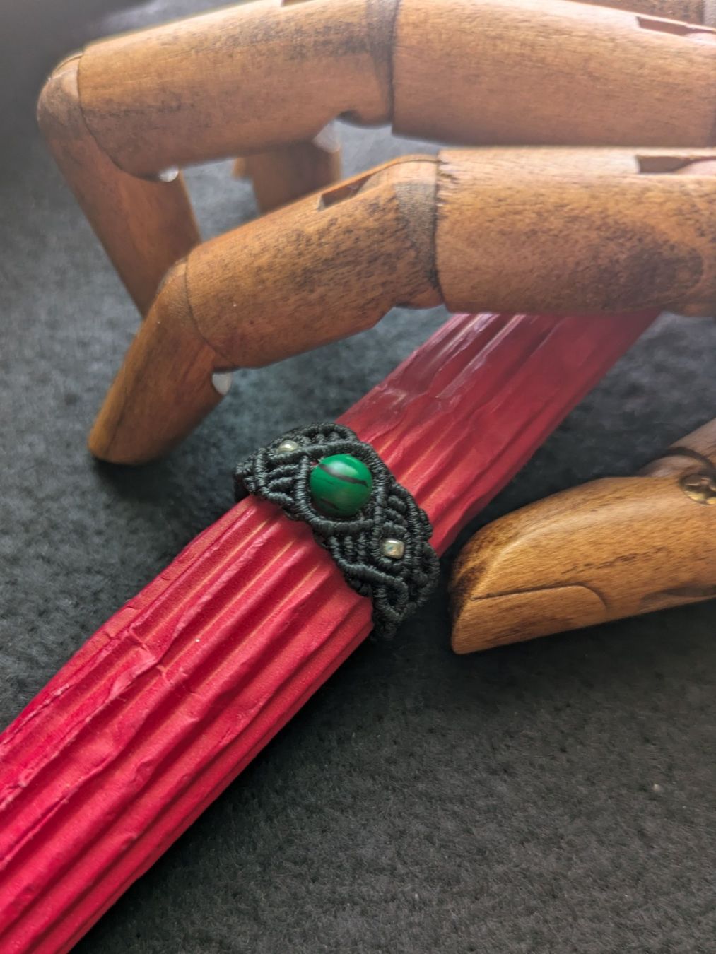 Ringe: handgemachter Makramee Ring mit Malachit – Neu (gemäss Beschreibung) aus Pfäffikon ZH von Emporos_42 1