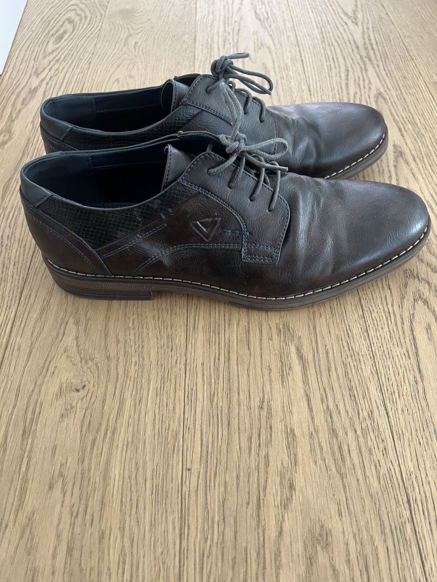 Herrenschuhe: VENICE Lederschuhe Gr. 45 Dunkelbraun – Gebraucht aus Düdingen von Joeymoey 6