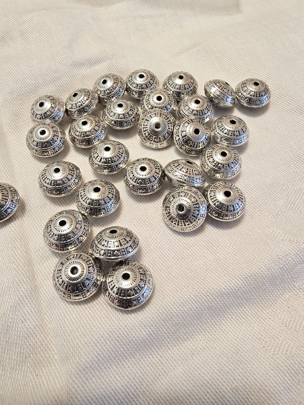 Perle (finte): Perlen 8x Tibetische Stil 12x7.5mm – Nuovo (secondo la descrizione) da Basel venduto da Galia2001