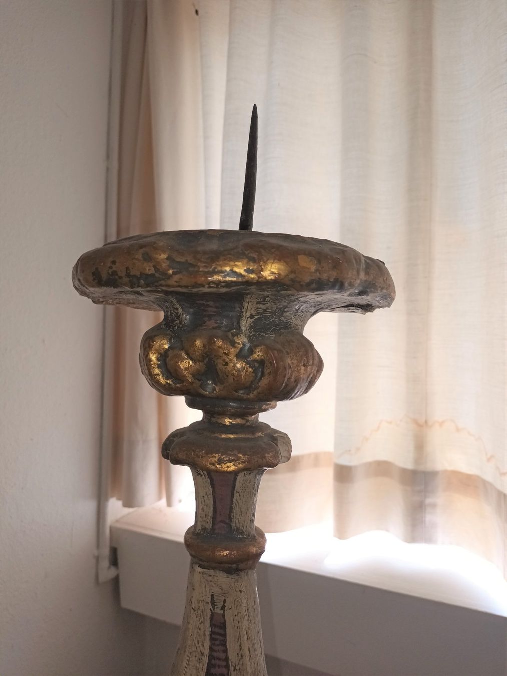 Portacandele: Antiker Altar Kerzenständer Höhe 85 cm – Usato da Vaduz venduto da Bergtiger 2
