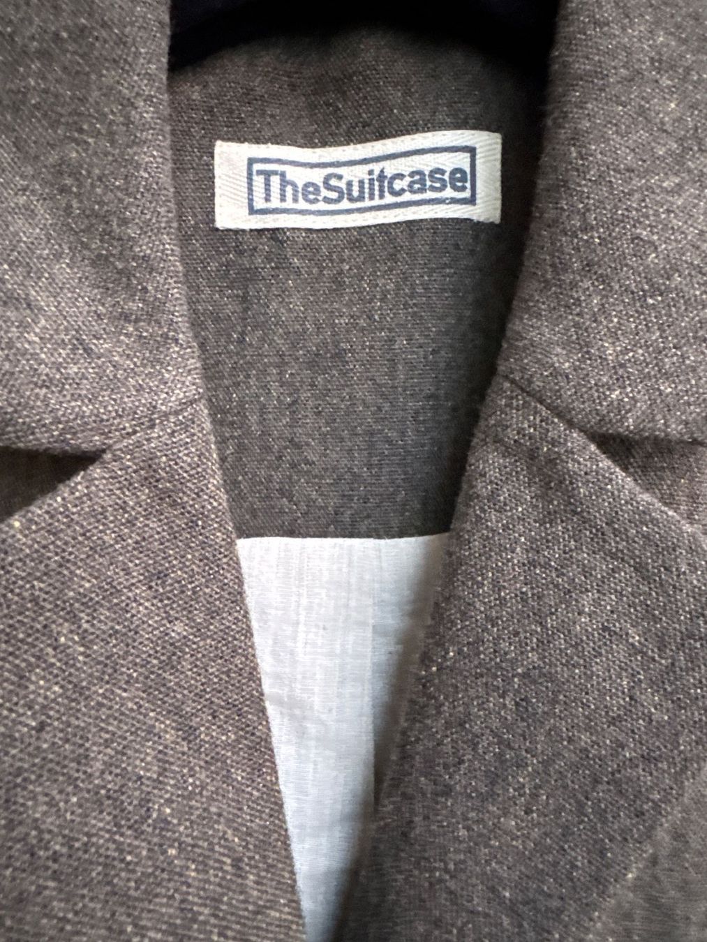 Gilet & Giacche senza maniche: Gilet THE SUITCASE 40 laine – Nuovo e nell'imballaggio originale da Arnex-sur-Orbe venduto da cameleonfringant 1
