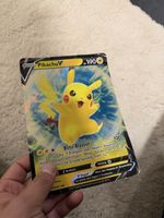 Pokémon Pikachu V Jumbo Karte – Sammlerartikel