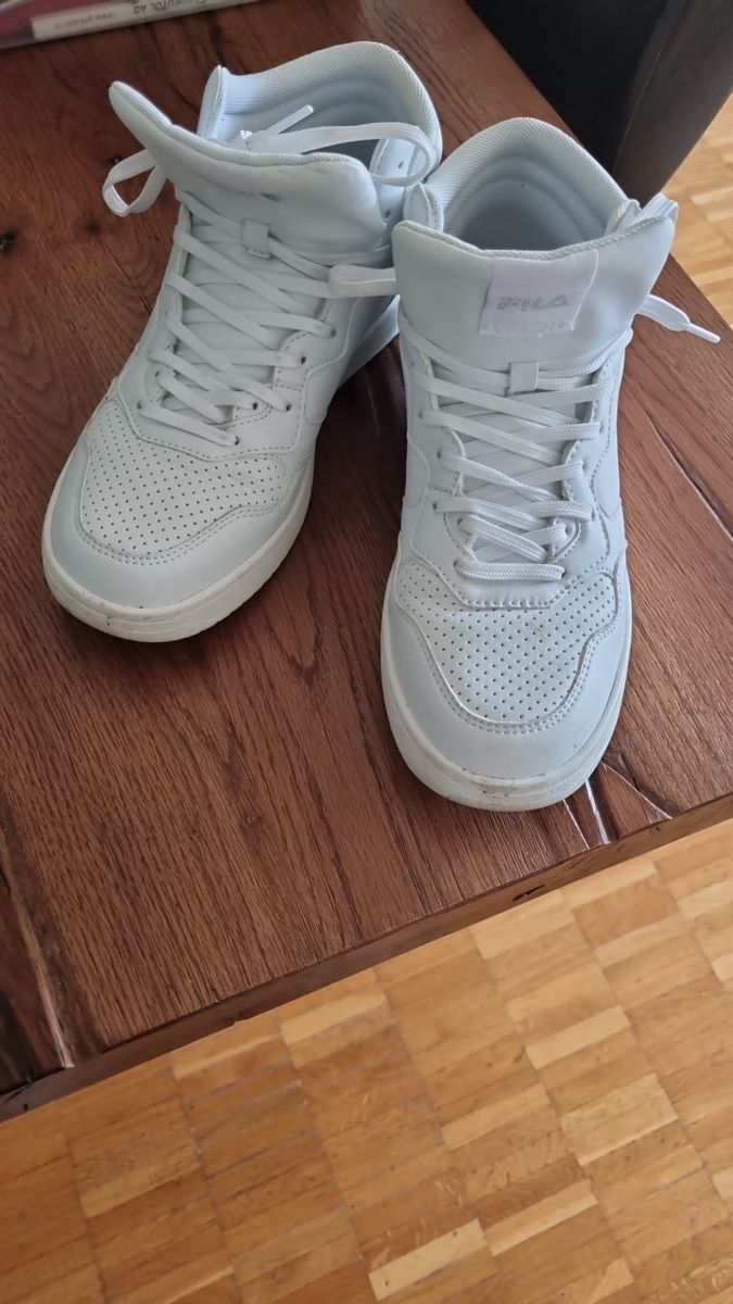 Fila Scarpe da uomo: Turnschuhe Fila – Usato da Adliswil venduto da rossoelmare 1