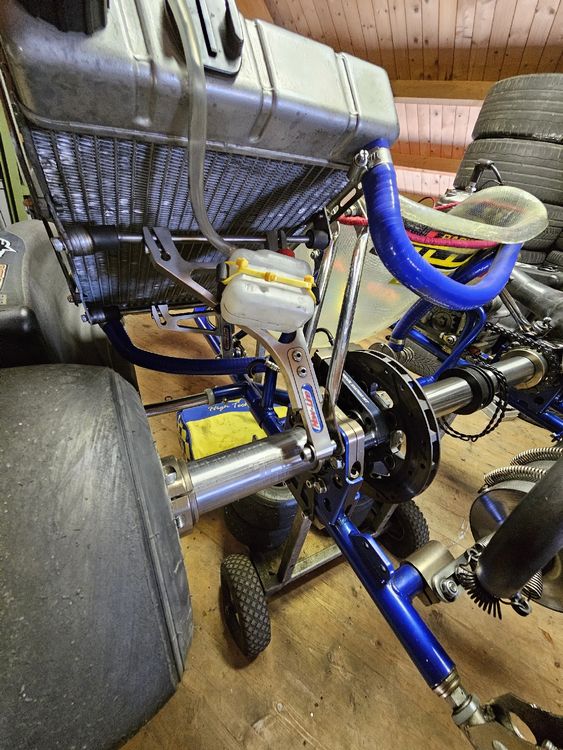 Karts: Praga schaltkart mit iame kz schaltmotor – Gebraucht aus Bütschwil von gtpower91 3