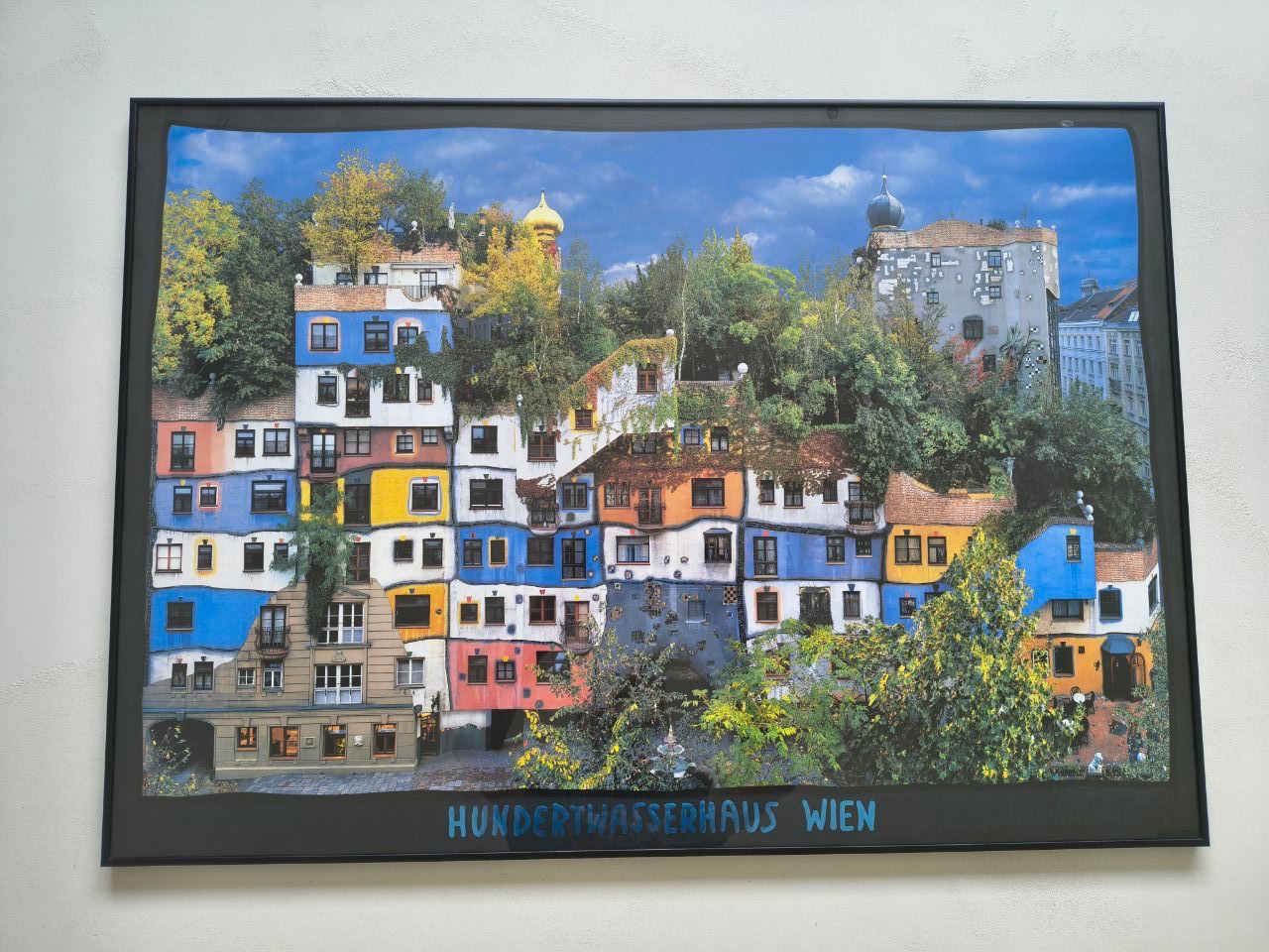 Foto & Immagini: Bild Hundertwasserhaus Wien – Usato da Waltenschwil venduto da Quitproquo