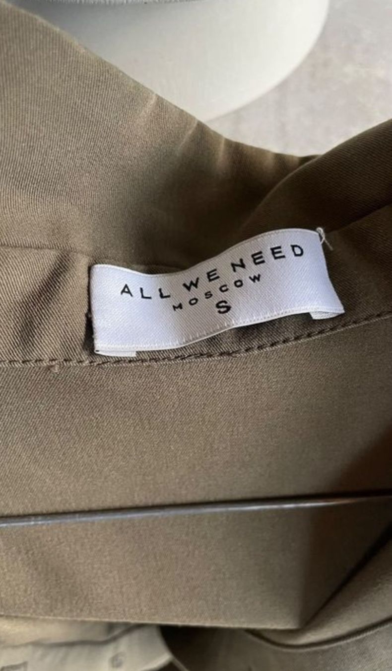 Vestiti: Stylish Olive Green Dress – Usato da Dübendorf venduto da LoRi-2026 2