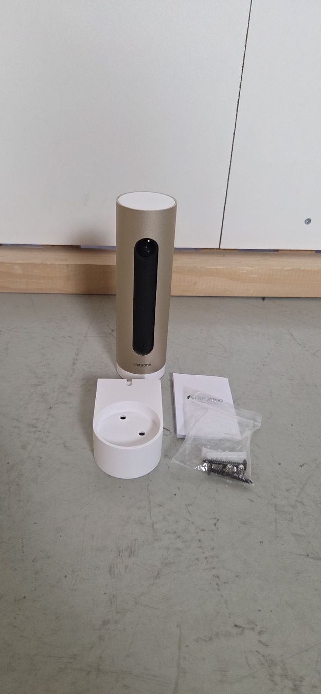 Netatmo Systèmes d'alarme: Netatmo Smart Indoor Camera + Wandhalterung – D'occasion à Küssnacht am Rigi par _DealFactory_ 1