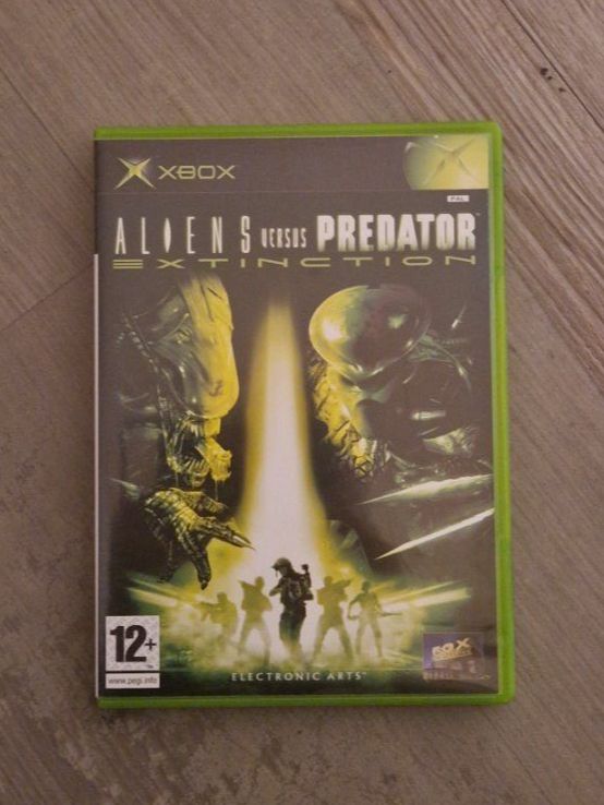 Microsoft Spiele: 💥Xbox / Aliens Versus Predator: Extinction - ab 1.-- – Gebraucht aus Volken von Ratcatcher