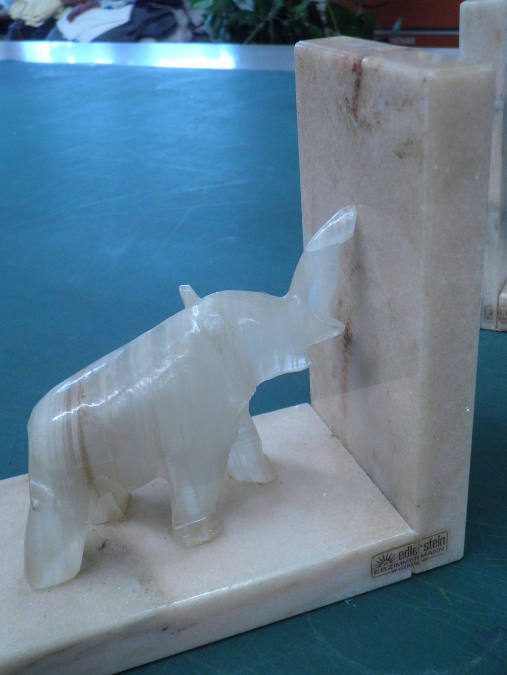 Sonstige Dekorationen & Accessoires: Buchstützen aus Alabaster – Gebraucht aus Rohrbach von chri2009 1