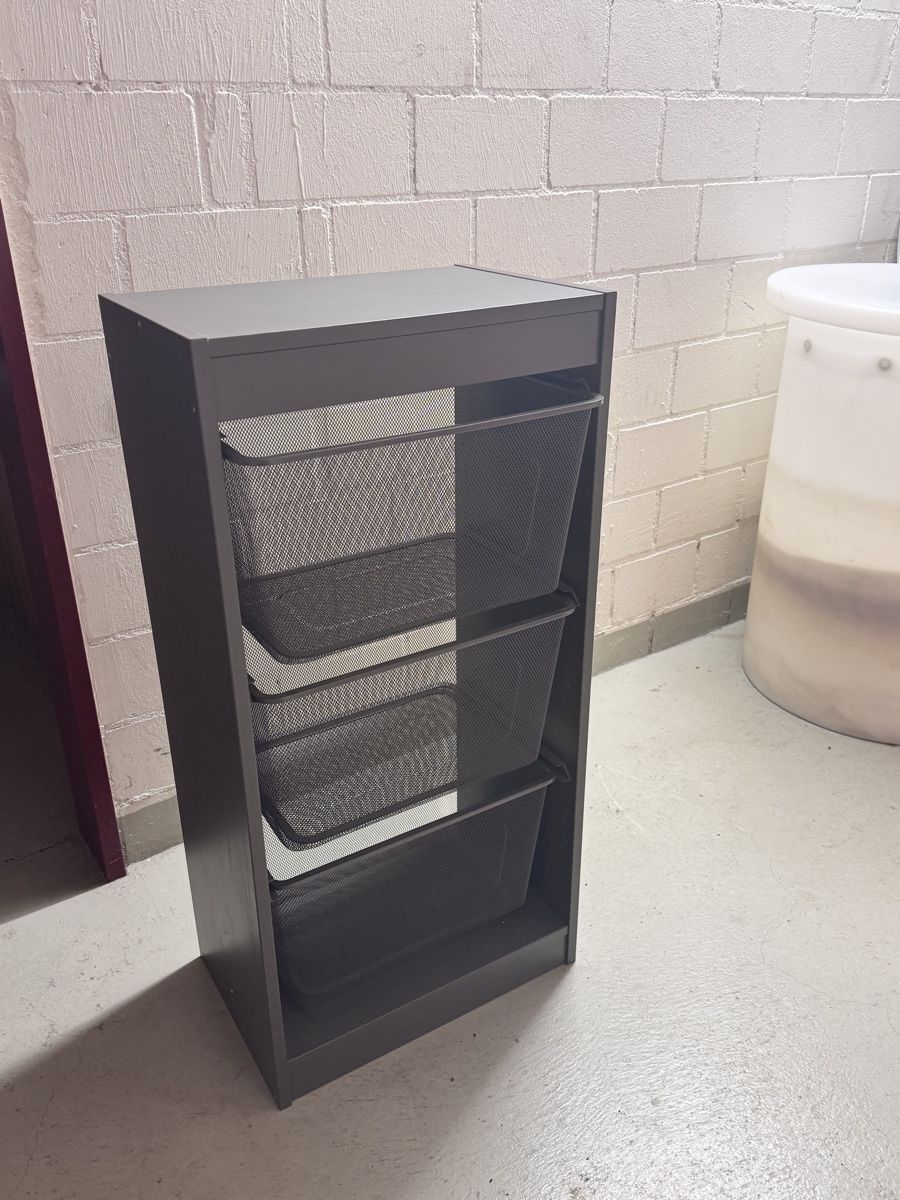 Commodes: IKEA-Kommode – D'occasion à Dielsdorf par Lea.Jeremy