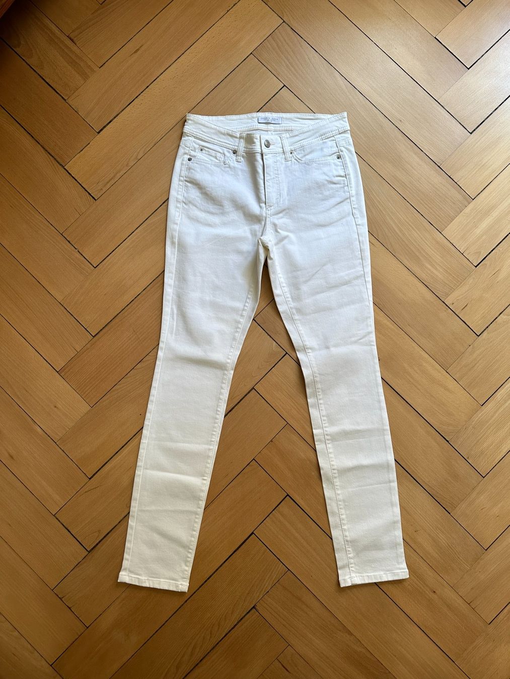 Cambio Jeans: CAMBIO - Jeans weiss 40 – D'occasion à Zürich par Diazaio