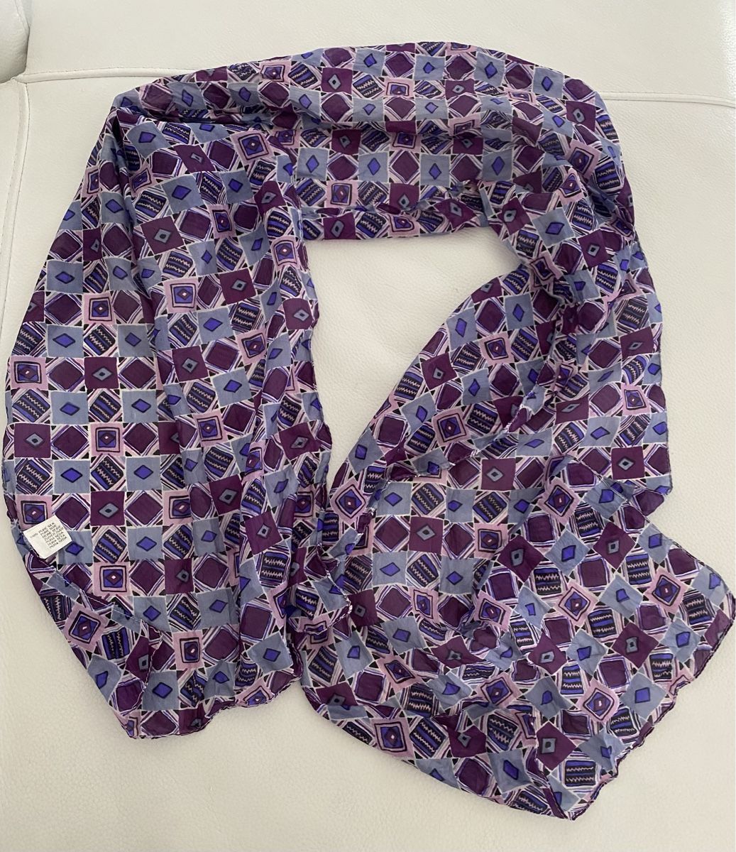 Foulard & Sciarpe: Seiden Schal 🌸 – Usato da Opfikon venduto da Luis144
