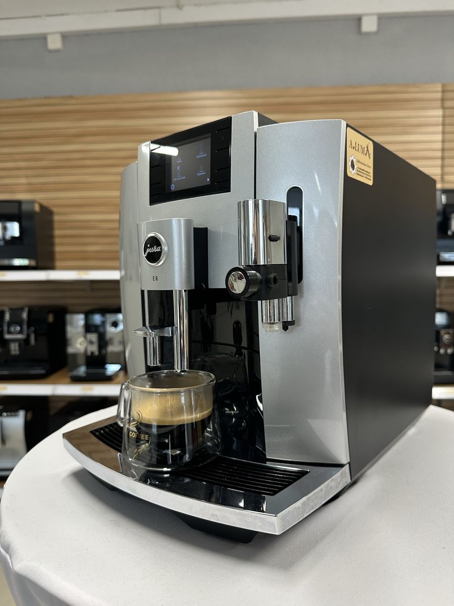 Jura Kaffeemaschinen & Espressomaschinen: JURA E 8 – Gebraucht aus Gränichen von Luma.KaffeeMaschinen 5