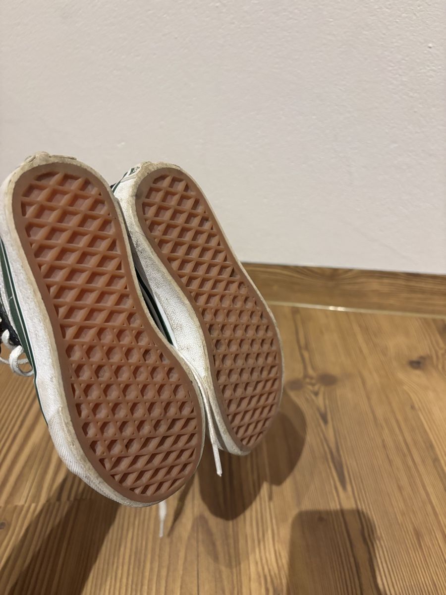 Vans Scarpe per ragazzi: Vans Schuhe Gr.30 – Usato da Vilters venduto da 5111984 1