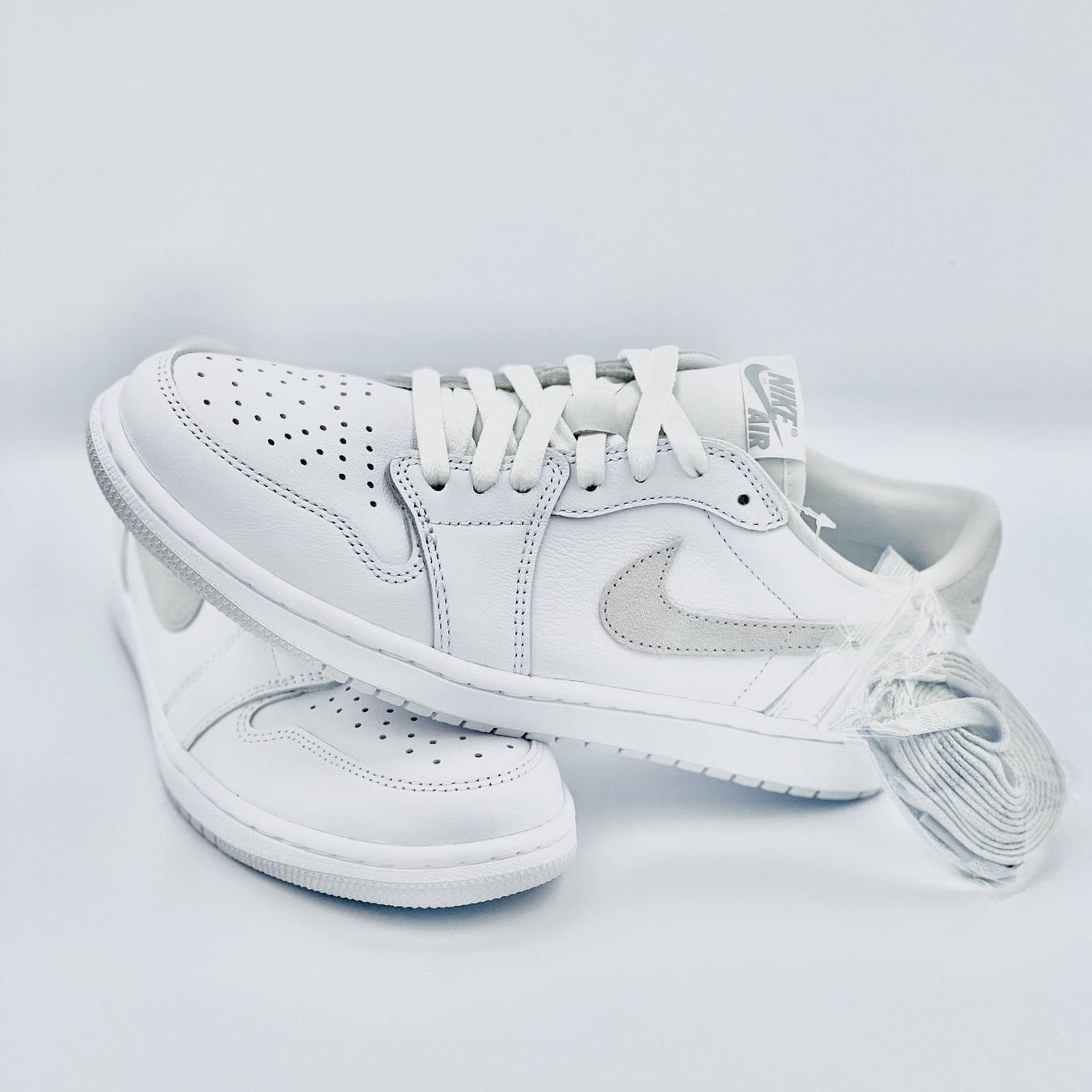 Jordan Scarpe da uomo: Jordan 1 Low OG Neutral Grey EU 45 – Nuovo e nell'imballaggio originale da Erlinsbach venduto da sasneakers 2