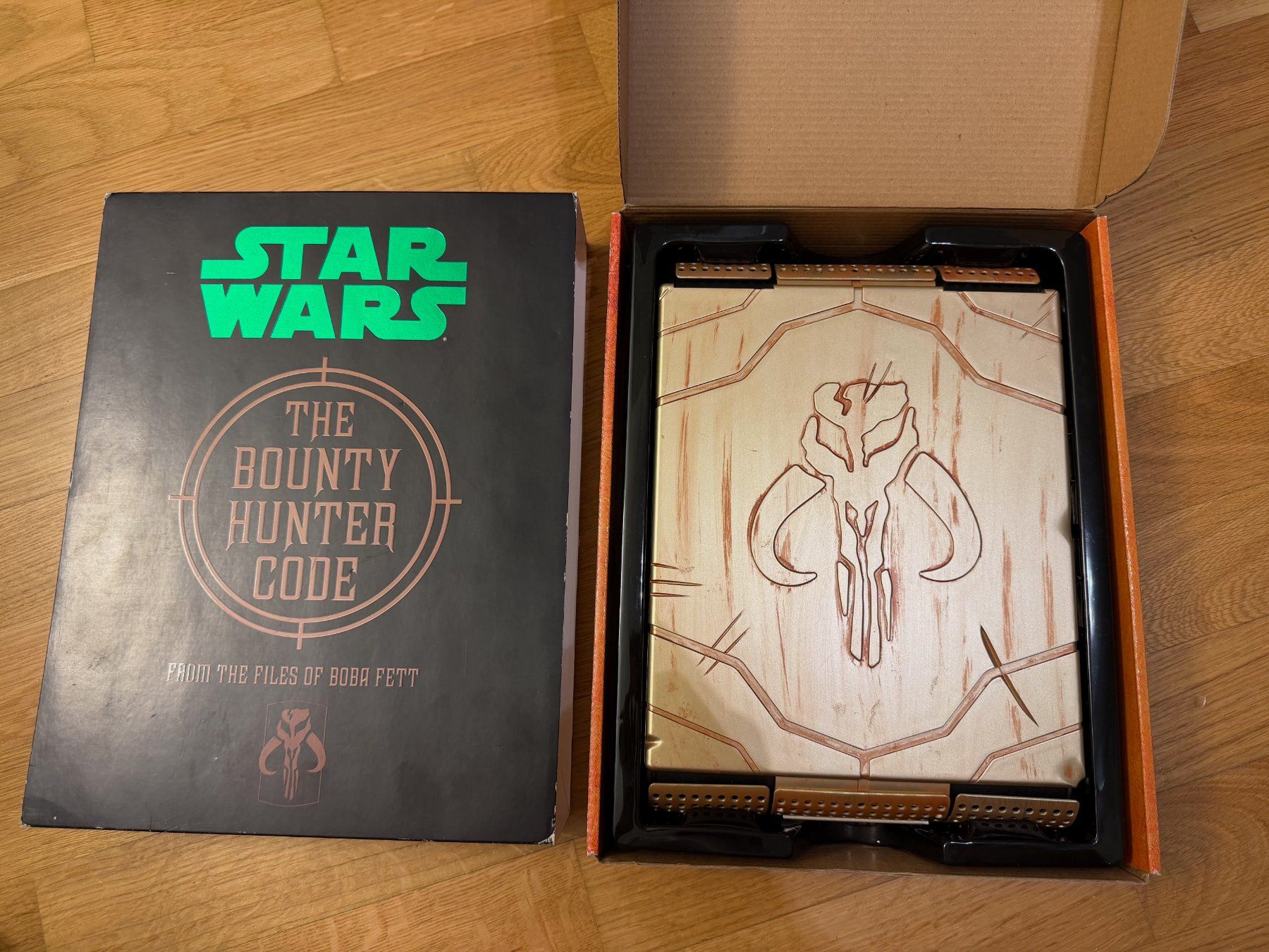 Giochi: Star Wars The Bounty Hunter Code (Vault Edition) – Nuovo e nell'imballaggio originale da Dietikon venduto da Second-Life.Shop 2