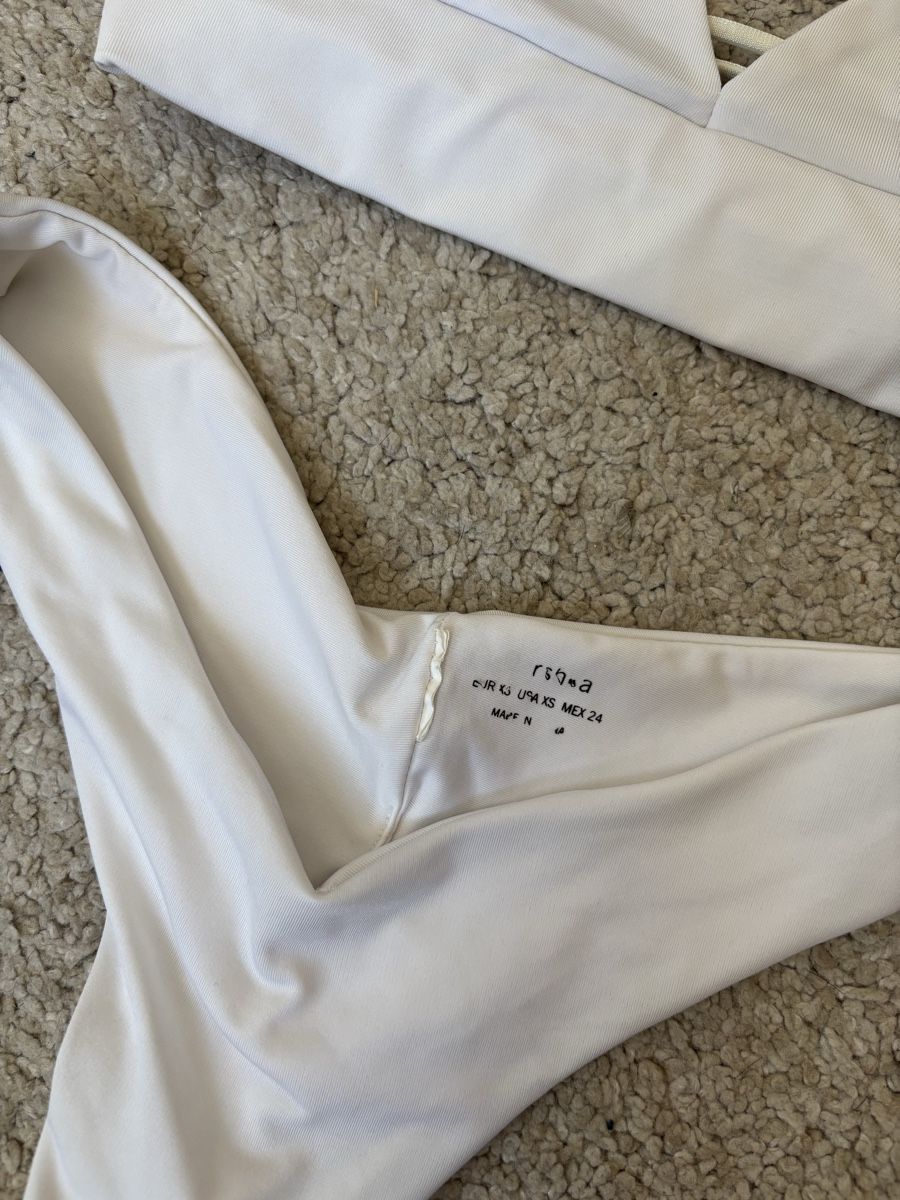 Badekleider & Bikinis: Costume bianco – Neu (gemäss Beschreibung) aus Pregassona von katypustovarov 1