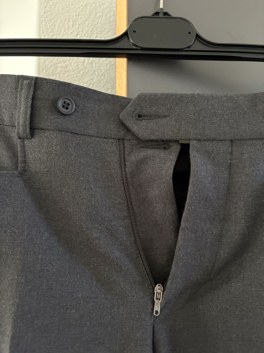 We Pantaloni: Stoffhose WE grau – Usato da Luzern venduto da ale_v5qn 1