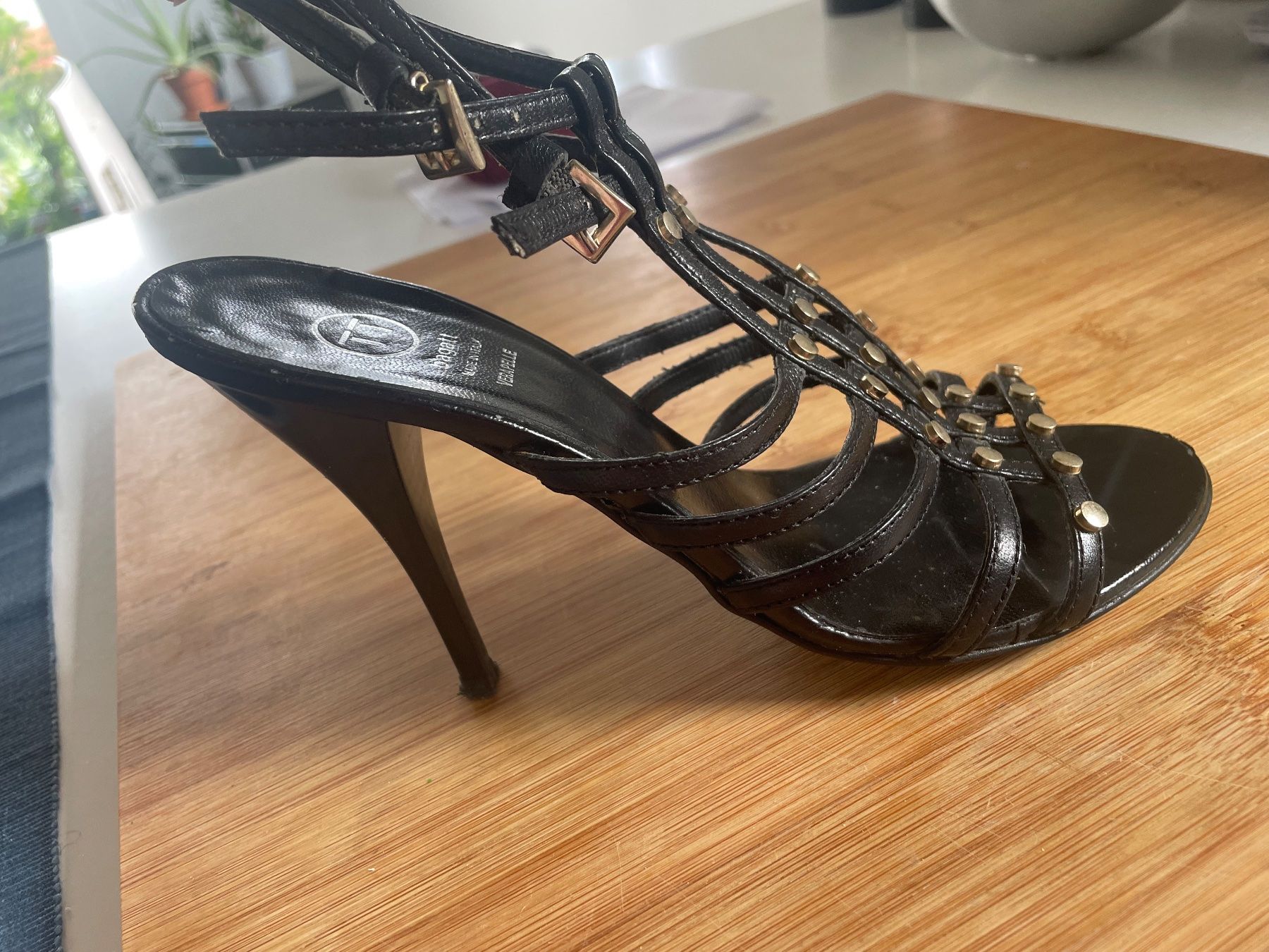 Bagatt Scarpe da donna: Schwarze Leder-Sandaletten BAGATT – Usato da Coldrerio venduto da Theres2004