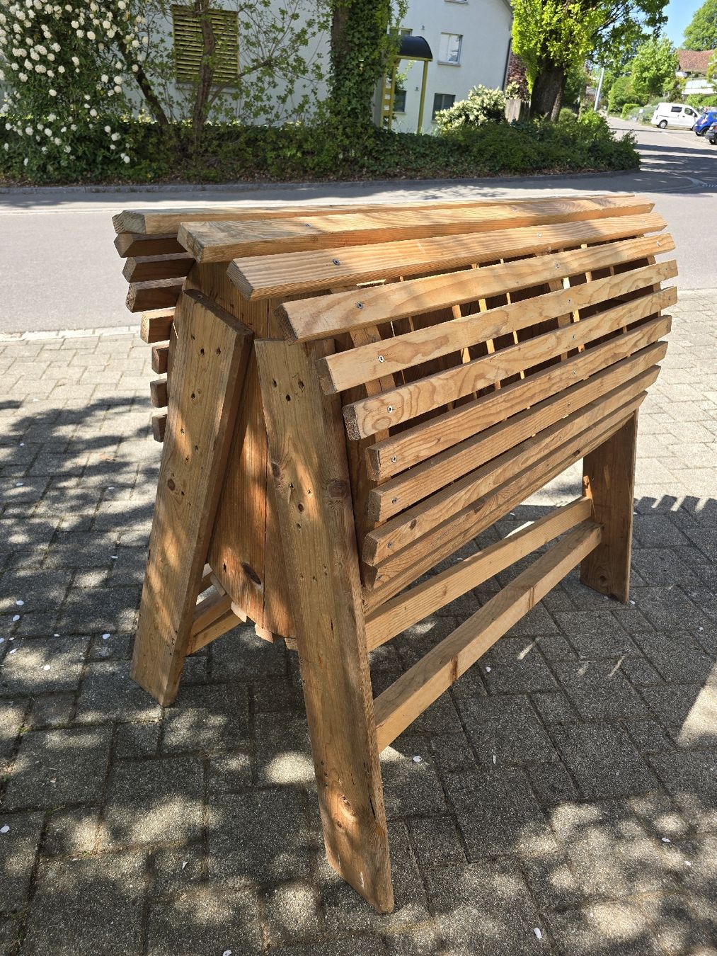 Giocattoli: Holzpferd / Voltigierbock ohne Gurt – Usato da Guntershausen venduto da sasu78 2