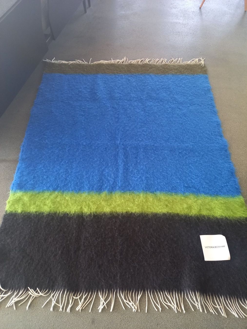 Coperte: Victoria Beckham Sofadecke – Usato da Hünenberg venduto da 1902