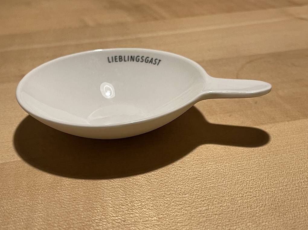 Tutte le decorazioni: Designer Häppchenschälchen Räder "Lieblingsgast" – Nuovo (secondo la descrizione) da Arlesheim venduto da ren_5d2b