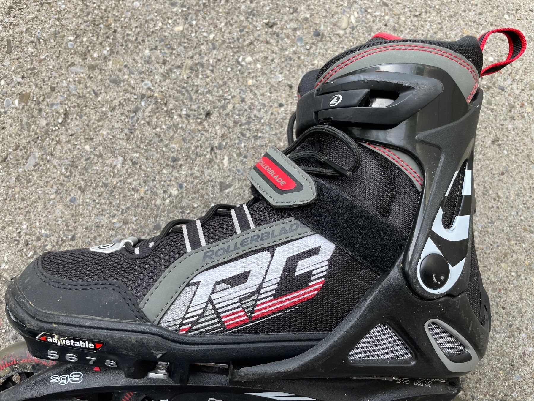 Pattini in linea & Pattini a rotelle: Rollerblades – Usato da Hütten venduto da Nid0 2
