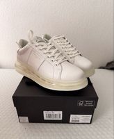 Karl Lagerfeld Sneaker weiss neuwertiger Zustand
