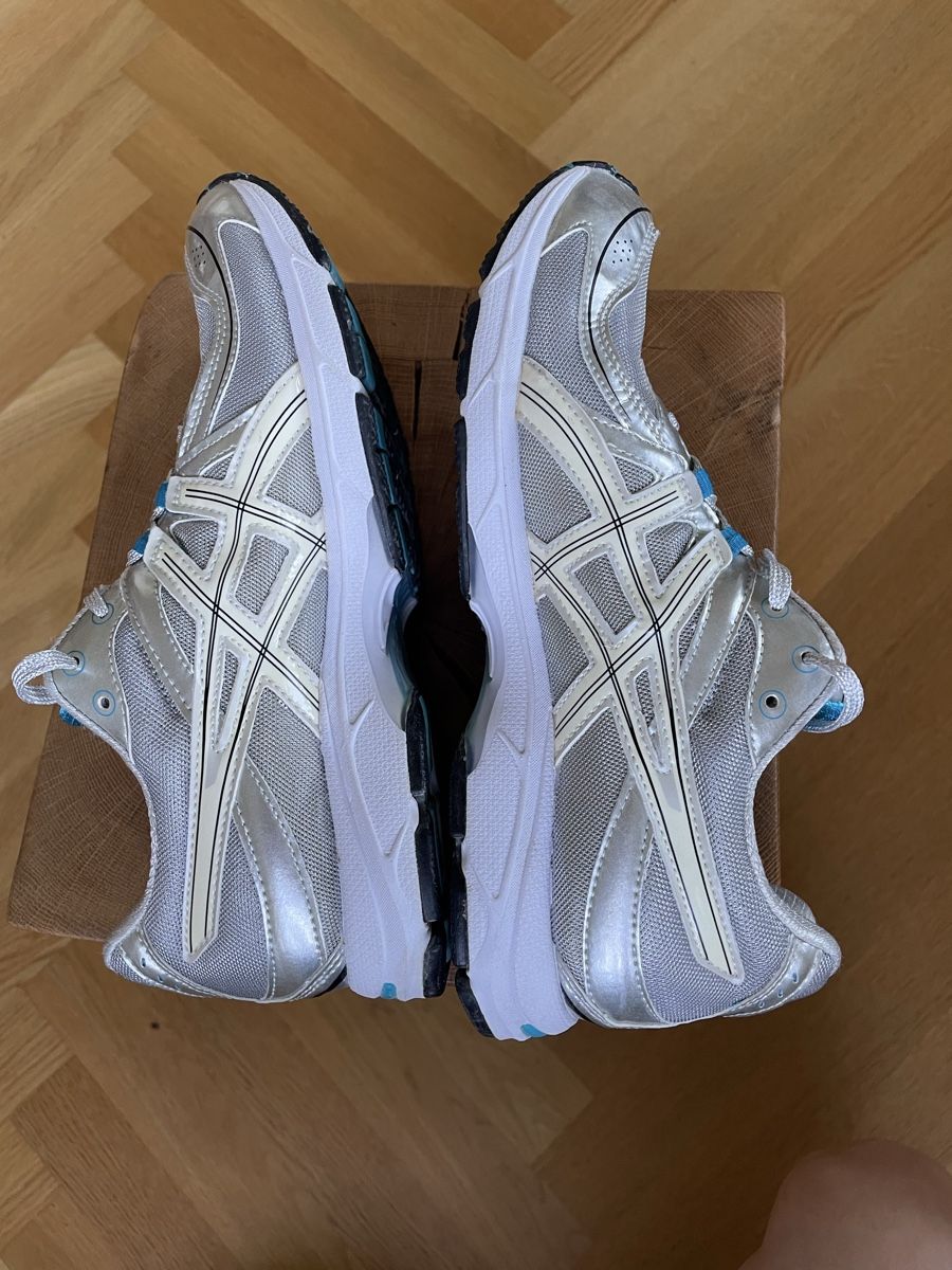 Asics Scarpe da uomo: ASICS Gel Sneakers 40.5 – Usato da Basel venduto da CCRosa 4