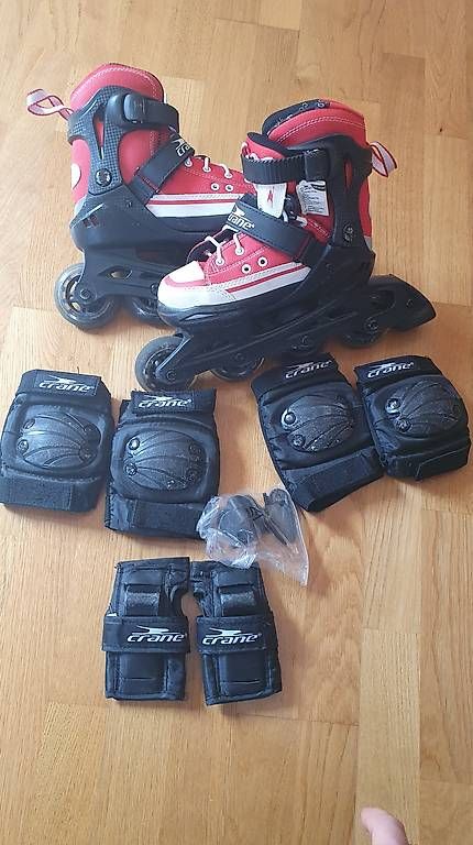 Inline-Skating & Rollschuhe: Verstellbare Inline Skates 33-37 mit Schonern und Bremse – Gebraucht aus Niederwangen b. Bern von thurncaro