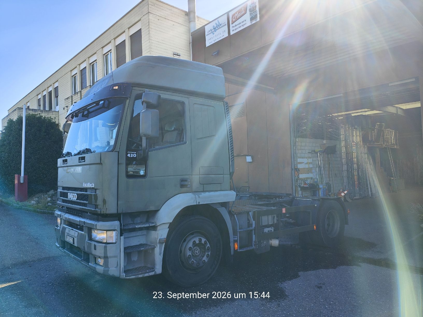 Iveco Lastwagen: Sattelschleper Iveco 440E – Gebraucht aus Aesch LU von Cubic