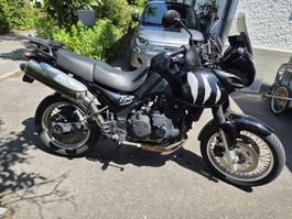 Triumph Tiger 955i schwarz