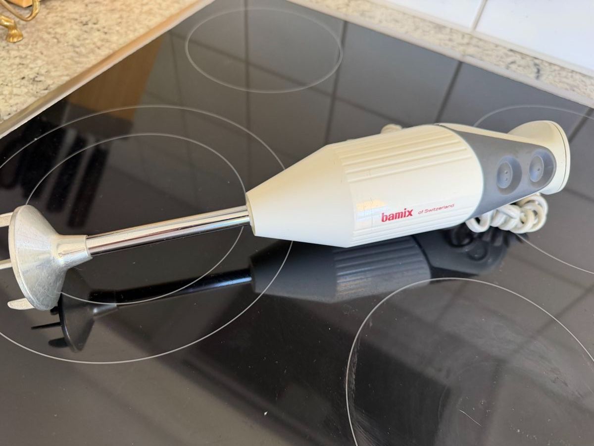 Bamix Elettrodomestici da cucina: Stabmixer Bamix M200 weiss 200W – Usato da Zürich venduto da sne.swiss
