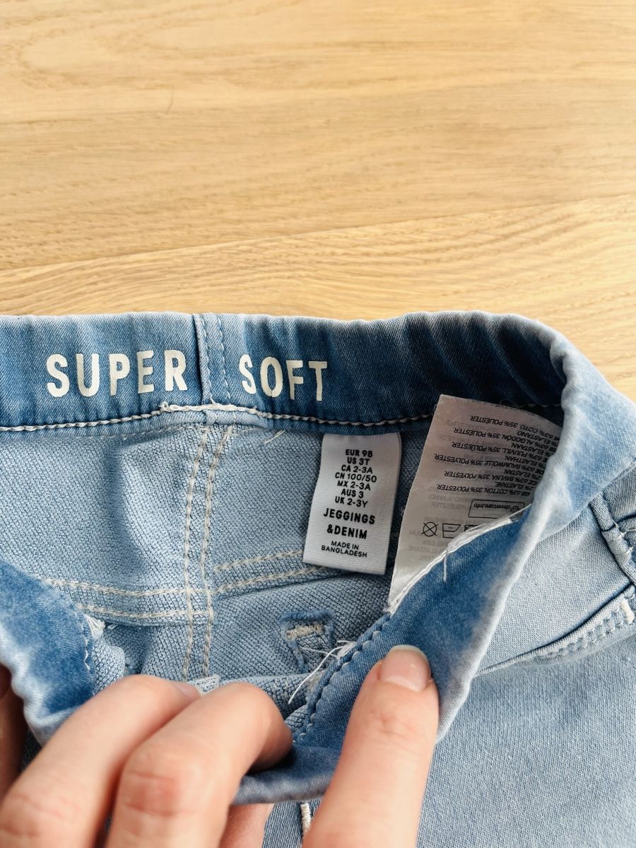 H&M Calze & Collant: Leggins & Jeggins - Grösse 98 – Usato da Tagelswangen venduto da PhilipH01 2