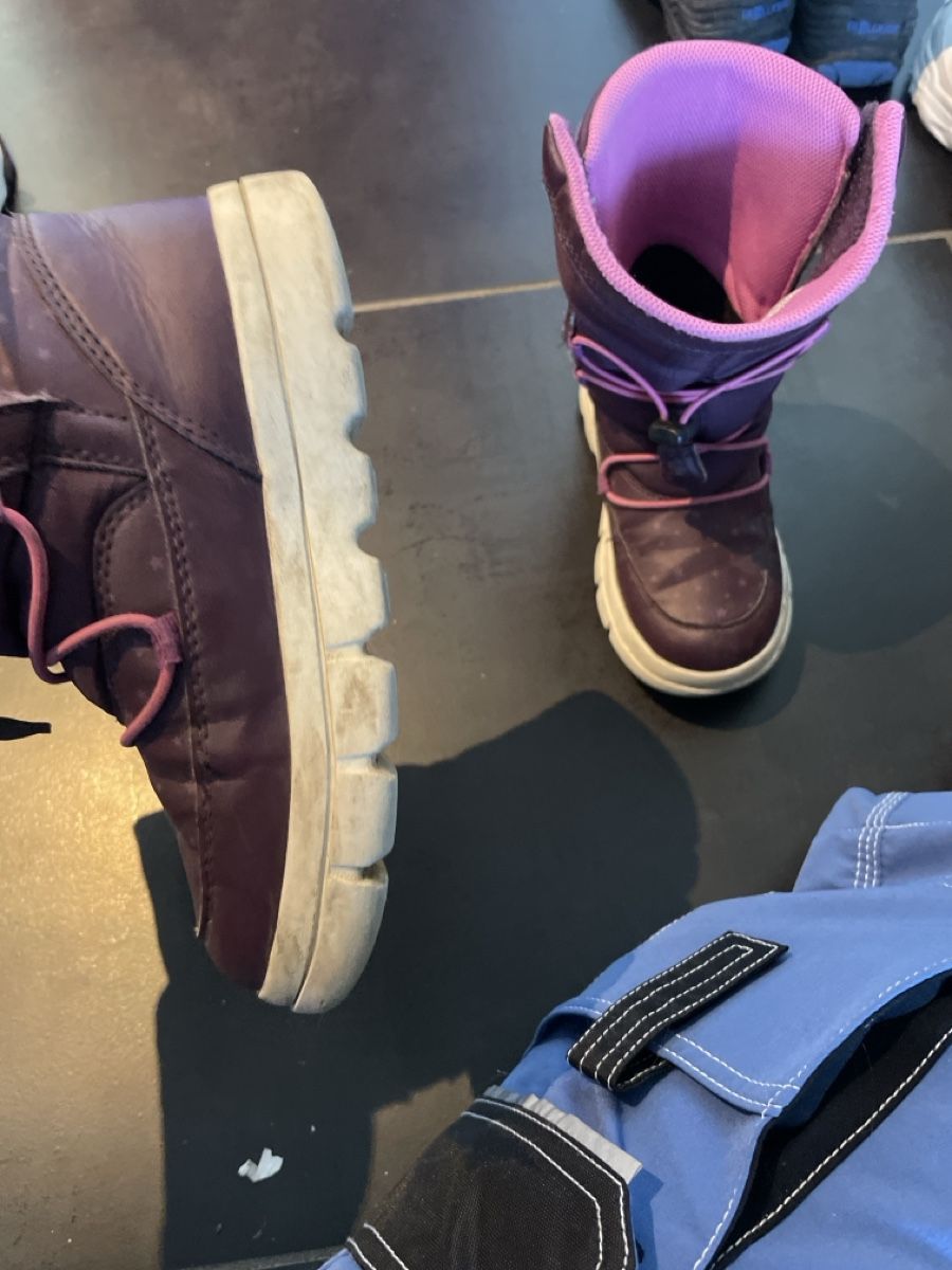 Geox Scarpe per ragazzi: Geox Kinder Winterstiefel Gr.30 – Usato da Sarmenstorf venduto da Kusi841 2