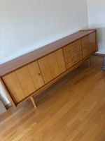 Sideboard Buche mit Schubladen und Tueren guter Zustand