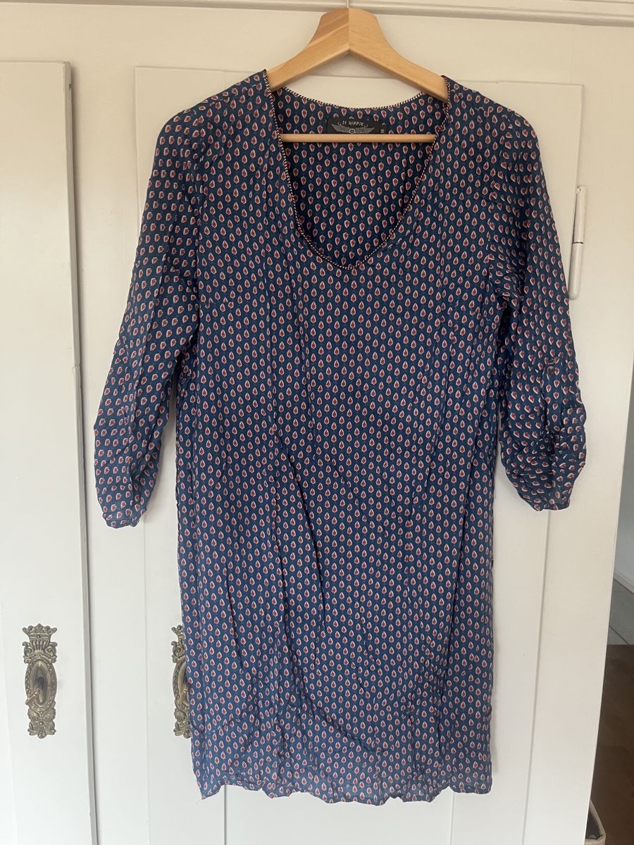 Vestiti: IT HIPPIE Kled – Usato da Luzern venduto da THINGS-11