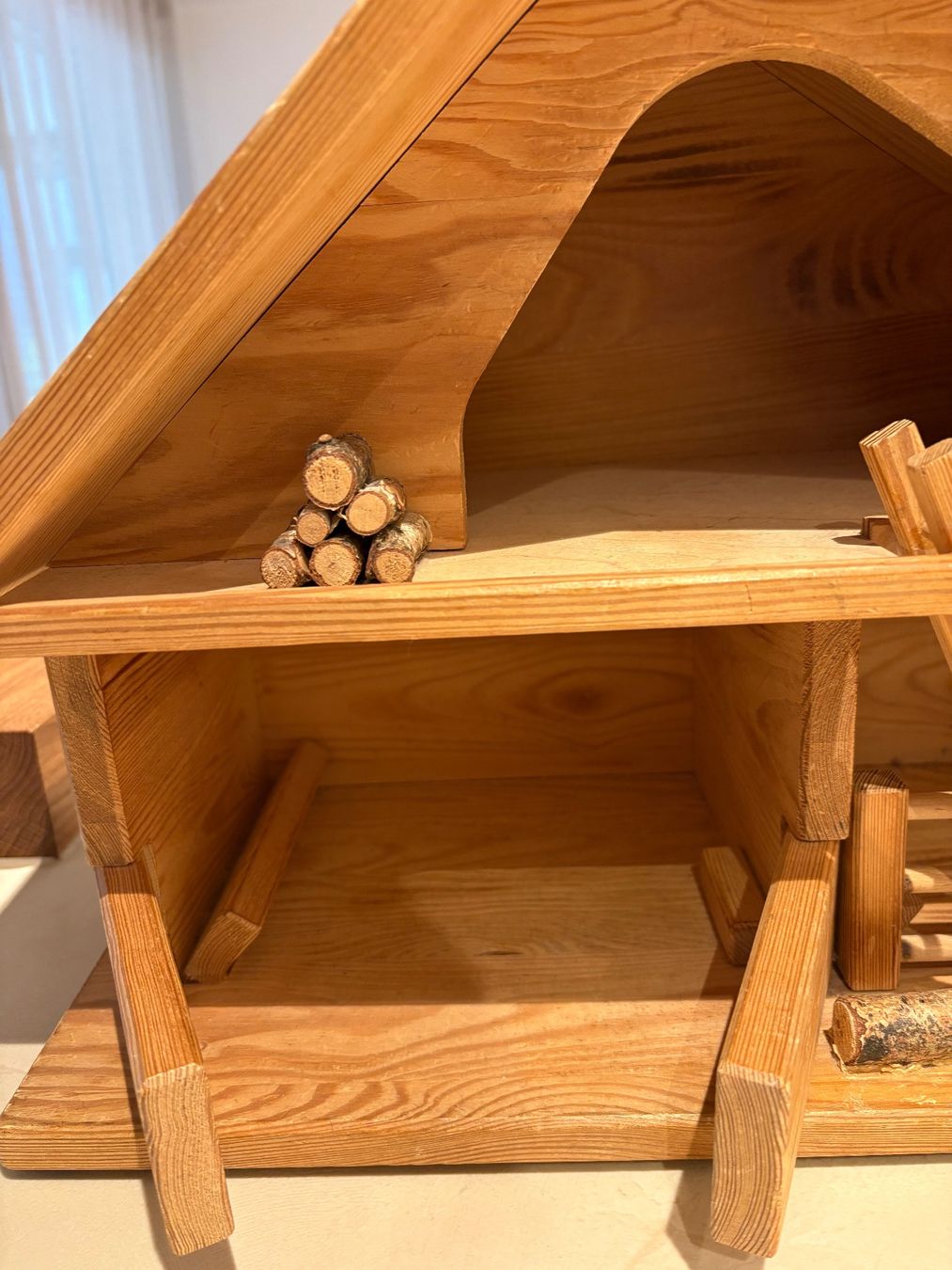 Trauffer Spielzeuge: Holzstall mit viele Tiere – Gebraucht aus Bad Ragaz von isa_r2x2 1