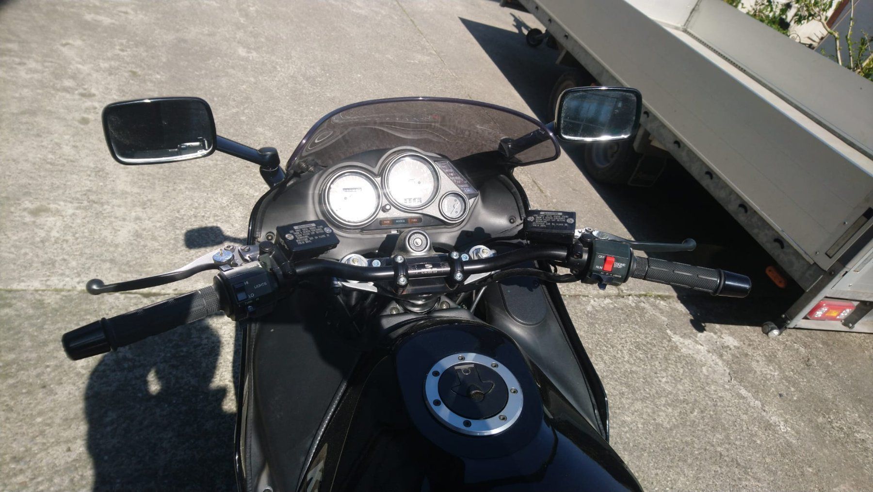 Kawasaki Strada: Kawasaki ZZ-R 1100 – Usato da Arbon venduto da Marlyse2 3