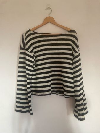 Pull noir et blanc tricoté H&M