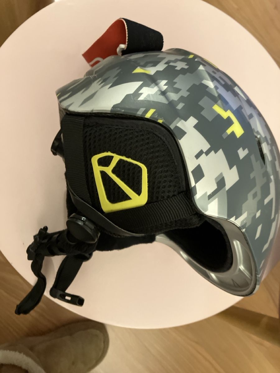 Casques: Skihelm mit Skibrille, Grösse 48-51 – D'occasion à Winterthur par hirschgeweih 2